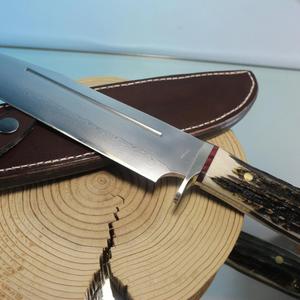 Couteau Bowie artisanal de qualité industrielle à lame droite en acier inoxydable avec manche en corne et étui en cuir antidérapant ODM OEM - Product Image 4