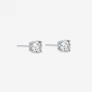 Pendientes de Lujo de 10K con Moissanita de 1 Quilate Corte Brillante VVS2 Color E, Plata de Ley y Oro Amarillo, Clásicos, Finos, Ideales para Regalo - Product Image 3