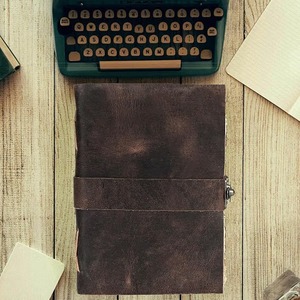 Diario Vintage de Cuero A5, 200 Páginas, Bordes Decorativos, Papel Hecho a Mano, Cierre Magnético, Caja de Regalo Marrón Rústico - Product Image 5