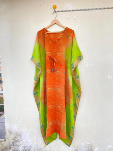 คาฟตันผ้าไหมอินเดียทำด้วยมือสีส้มและสีเขียว - Product Image 5