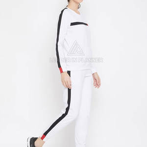 ชุดวอร์มผู้หญิงคุณภาพพรีเมียม ขายดี สีพื้น ใส่สบาย มีจำหน่าย - Product Image 3