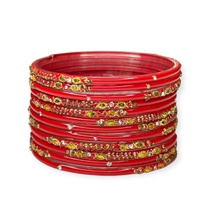 Bracelets en verre imitation perle plaqué or rouge chaud, style traditionnel tendance pour mariage, look luxueux - Product Image 2