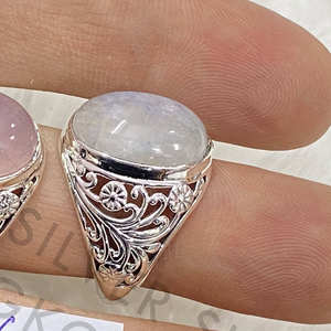 Anillos de plata de ley 925 con diseño floral, piedra preciosa de cuarzo rosa natural, anillo victoriano para joyería a precio de mayoreo. - Product Image 3
