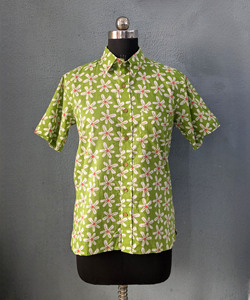 Chemise décontractée à manches courtes pour homme, imprimé floral, coton vert, col rabattu, respirante pour l'été - Product Image 4