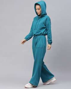 ชุดเซ็ตเสื้อฮู้ดแขนยาวสีพื้นและกางเกงขายาวทรงกว้างสำหรับผู้หญิง ใส่สบายในฤดูหนาว ผลิตจากผ้าเนื้อนุ่ม - Product Image 4