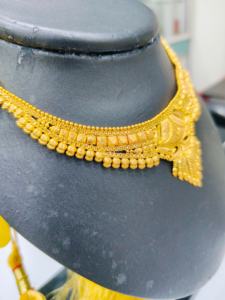 Collier ras du cou en or massif 22 carats pour femme, bijou traditionnel indien pour mariée, fiançailles, fête, mariage, design élégant en or pur - Product Image 4