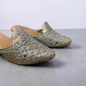 รองเท้าส้นสูงดีไซน์เนอร์โมจารี - Product Image 2