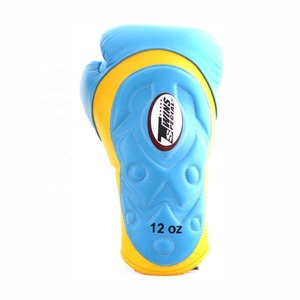Guantes de Boxeo Twins de Puño Largo, Color Azul Cielo, Cuero Vacuno Genuino, para MMA, Muay Thai, Kick Boxing, Diseño Personalizado, Transpirables y Absorbentes - Product Image 3