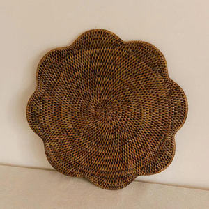 Handmade Flower Rattan Placemat Avocado <b>Green</b> Woven Tablemat Heat Resistant <b>Coaster</b> Creative Dining Room Tableware Decoration - Product Image 2