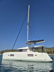 เรือ L-a-g-o-o-n 42 คุณภาพส่งออก - Product Image 2