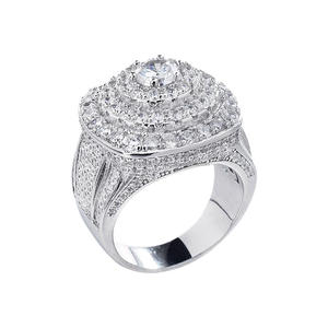 Anillo de plata 925 premium con diamante cultivado en laboratorio y centro con apariencia de cristal brillante para minoristas de joyería. - Product Image 1