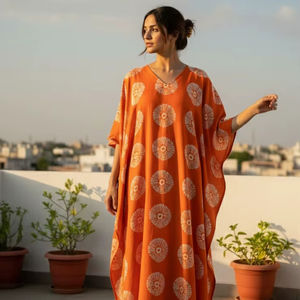 Vente en gros de kaftans maxi bohèmes faits à la main TheFabira pour femmes, manches longues, col en V, 100% coton, écologiques, coupe ample - Product Image 1