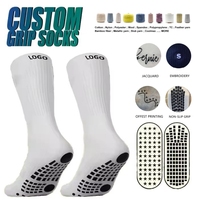 Chaussettes de sport en coton jacquard rayées personnalisées en gros d'usine, chaussettes antidérapantes personnalisées pour le basketball, le fitness, le yoga et le Pilates