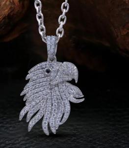 Colgante Hip Hop con Incrustaciones de Diamantes Moissanite en Forma de Águila, Regalo para Ella - Product Image 6