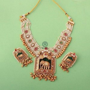 Gajagamini Antique Gold Plated Bridal Necklace and Earring Set for Festivals - Product Image 5