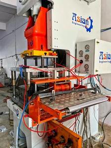 Machine de fabrication de barquettes en aluminium entièrement automatique à cinq cavités, haute vitesse 50 PPM, ligne de production industrielle de barquettes de 13 tonnes, 440V - Product Image 5