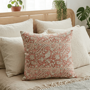 Housse de coussin carrée 20x20 en coton imprimé à la main motif feuille botanique, aspect rustique, inspiration naturelle, pour décoration de chaise - Product Image 4