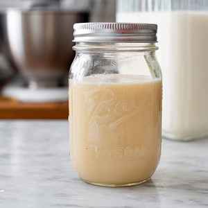 นมข้นหวานขายส่ง นมข้นหวานรสเข้มข้น เนื้อเนียนละเอียด เหมาะสำหรับขนมอบ ของหวาน และเครื่องดื่ม - Product Image 2