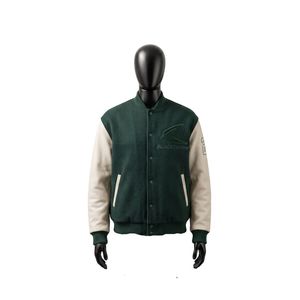 Chaqueta Varsity Impermeable para Hombre, Estilo Urbano, 440 Gramos, con Parches Bordados de Chenilla y Diseño de Patchwork - Product Image 3