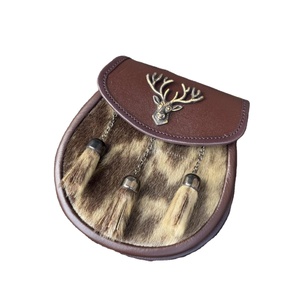 Vente en gros de kilt celtique écossais personnalisé Sporrans kilt en cuir de vachette de haute qualité Highland kilt Sporrans - Product Image 1