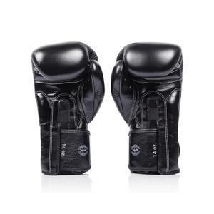 นวมชกมวย Fairtex หนังแท้ ปิดแบบตีนตุ๊กแก กันลื่น สำหรับทุกเพศ สีดำ อุปกรณ์ฝึกซ้อมสำหรับผู้ใหญ่ - Product Image 3