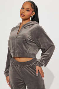 Conjunto Deportivo Personalizado para Mujer, Sudadera con Pedrería y Pantalones Acampanados, 2 Piezas, Estilo Urbano - Product Image 6