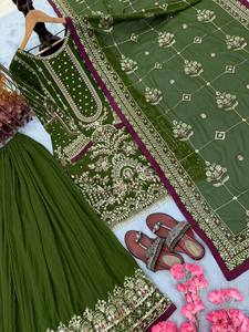 Ensemble Salwar Kameez pour femme, en fausse fourrure épaisse, avec dupatta et pantalon, séchage rapide, toutes saisons, Diwali - Product Image 2