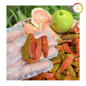 Guava rouge séché moelleux, guava blanche déshydratée en tranches, fruits tropicaux séchés en gros pour le commerce international - Product Image 1