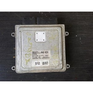 Unidad de Control del Motor Carens II 2006-2010 Usada ORIGINAL 3911225700 - Product Image 1