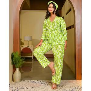 Ensemble 2 pièces en velours côtelé de coton vert pomme doux pour femme, manches longues, taille XS, style décontracté - Product Image 4