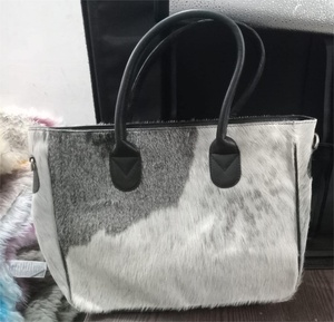 Sac fourre-tout de luxe fait main en cuir véritable avec broderie couleur unie et fermeture éclair LHTB-0036 - Product Image 4