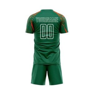 ชุดเสื้อฟุตบอลและกางเกงขาสั้นผู้ชายสีเขียวส้ม พิมพ์ลายแบบ Sublimation ระบายเหงื่อได้ดี ทรงสปอร์ต ผลิตจากโพลีเอสเตอร์ 100% - Product Image 4