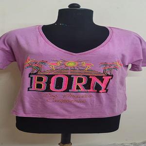 T-shirt en coton à col en V pour femmes, fabricant en gros, prix imbattable - Product Image 2