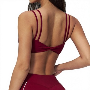 Soutien-gorge de sport rembourré réversible pour femme grande taille avec logo personnalisé, double bretelles, maintien moyen, respirant, idéal pour le yoga, la gym et l'entraînement - Product Image 2