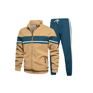 Durable Polyester Cotton Fleece Tracksuit Set Suitable For Fitness Training Running And Everyday Outdoor Wear - Product Image 3