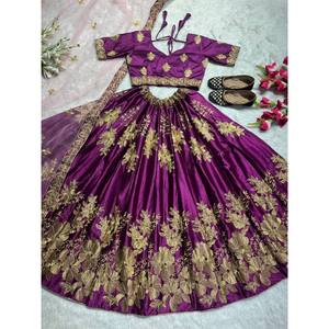 ชุดแต่งงานสวยงาม เลเฮนกา โชลี และผ้าคลุมไหล่ สำหรับงานปาร์ตี้ - Product Image 3