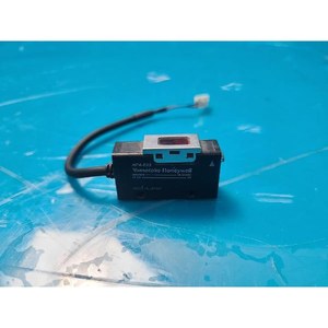 Cabezal de Sensor Fotoeléctrico Yamatake HPA-E23 Usado Como Está, Piezas de Equipos Semiconductores de Época - Product Image 2