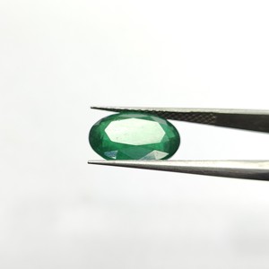 มรกตสีเขียวรูปไข่ 4.79 กะรัต จากแซมเบีย พลอยหลวม EOiWS-347 - Product Image 4