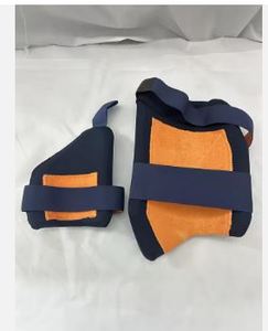 Mannu Sports Ramfry Thai Pad: Protectores Tailandeses Personalizados de Fábrica para Jugadores de Cricket, Precios Competitivos, Mannu Sports - Product Image 2