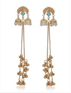 Pendientes Kashmiris de Aleación de Zinc con Baño de Oro Geométrico Pachi Kundan para Mujer, Lujosos, Tradicionales Indios, para Fiesta, con Borlas Largas y Cristales - Product Image 2