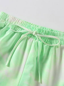 Shorts tendance effet délavé, confectionnés en coton, offrant un look vintage délavé, une texture douce, un confort optimal et une ambiance streetwear décontractée. - Product Image 2