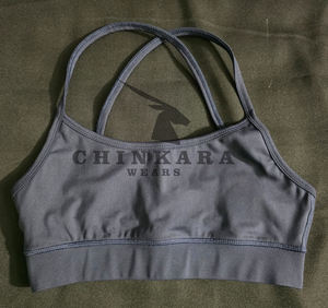 Sujetador deportivo de yoga de alta sujeción para mujer adulta, tejido liso teñido, fabricado en fábrica, de Spandex/Nylon, push-up, talla grande, sencillo. - Product Image 1