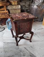 Table à manger carrée en bois massif sculptée à la main, style arabe islamique, plateau en marbre, 4 places, aspect antique, meubles de salle à manger pour la pièce