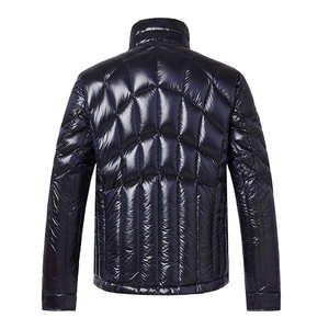 เสื้อแจ็คเก็ตพัฟเฟอร์ผู้ชายคุณภาพพรีเมียม โพลีเอสเตอร์ 100% คอตั้ง ซิปเต็มตัว สไตล์ลำลองสำหรับฤดูหนาว พร้อมดีไซน์ที่ดูเป็นทางการ - Product Image 2