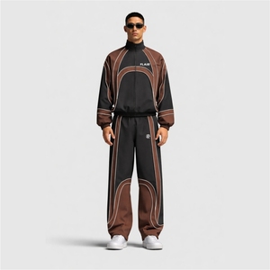 Conjunto Deportivo Urbano Premium para Hombre con Paneles Curvos – Ropa Deportiva de Moda para Correr - Product Image 4