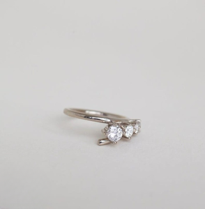 Bague de mariage en or blanc 18 carats avec diamant synthétique rond taille brillant 1 carat, couleur F, clarté VS1, certifiée IGI - Fabricant de bijoux - Product Image 2