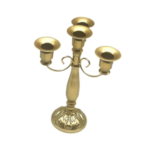Élégant chandelier en métal argenté à 3 bras, style vintage, pour bougies coniques, idéal pour mariage, décoration intérieure, centre de table. - Product Image 3