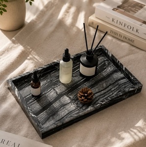 Plateau rectangulaire en marbre noir poli personnalisé - Plateau de luxe pour parfums, salle de bain, bijoux, coiffeuse, mariage, Diwali - Product Image 4