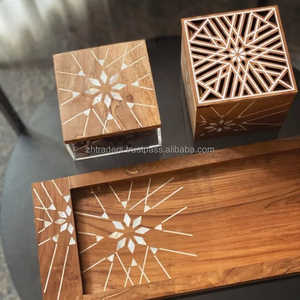 Mabkhara Artesanal para Decoración de Hogar de Lujo en Ramadán, Exclusivo Porta Incienso Árabe de Madera Decorado con Madreperla - Product Image 3