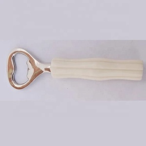 ที่เปิดขวดทำจากไม้ปาล์มเรซินชุบเงินพกพาได้เครื่องยกขวดไวน์สแตนเลสแบบอัตโนมัติสีแดงสำหรับธุรกิจอวกาศ - Product Image 3